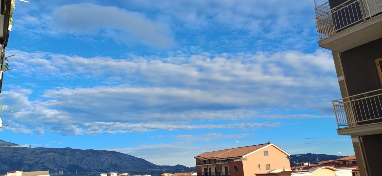 Pollino Guest House كاستروفيلاري المظهر الخارجي الصورة