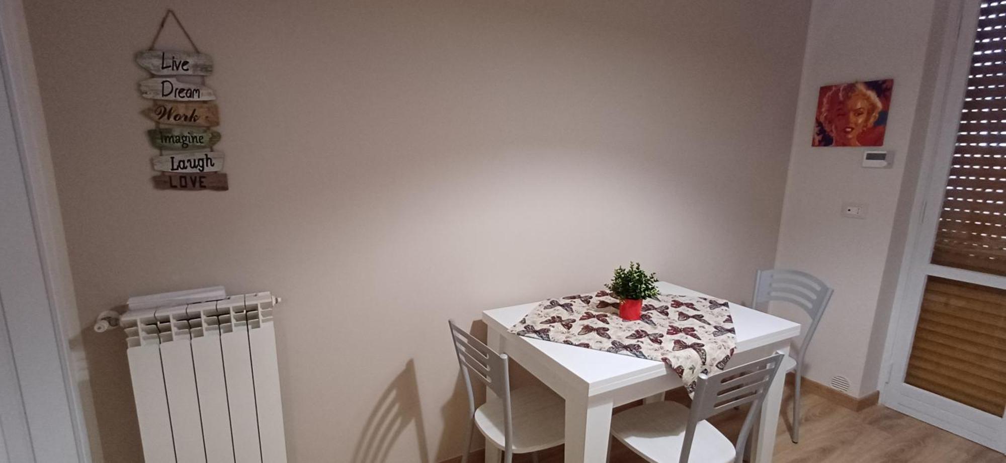 Pollino Guest House كاستروفيلاري المظهر الخارجي الصورة